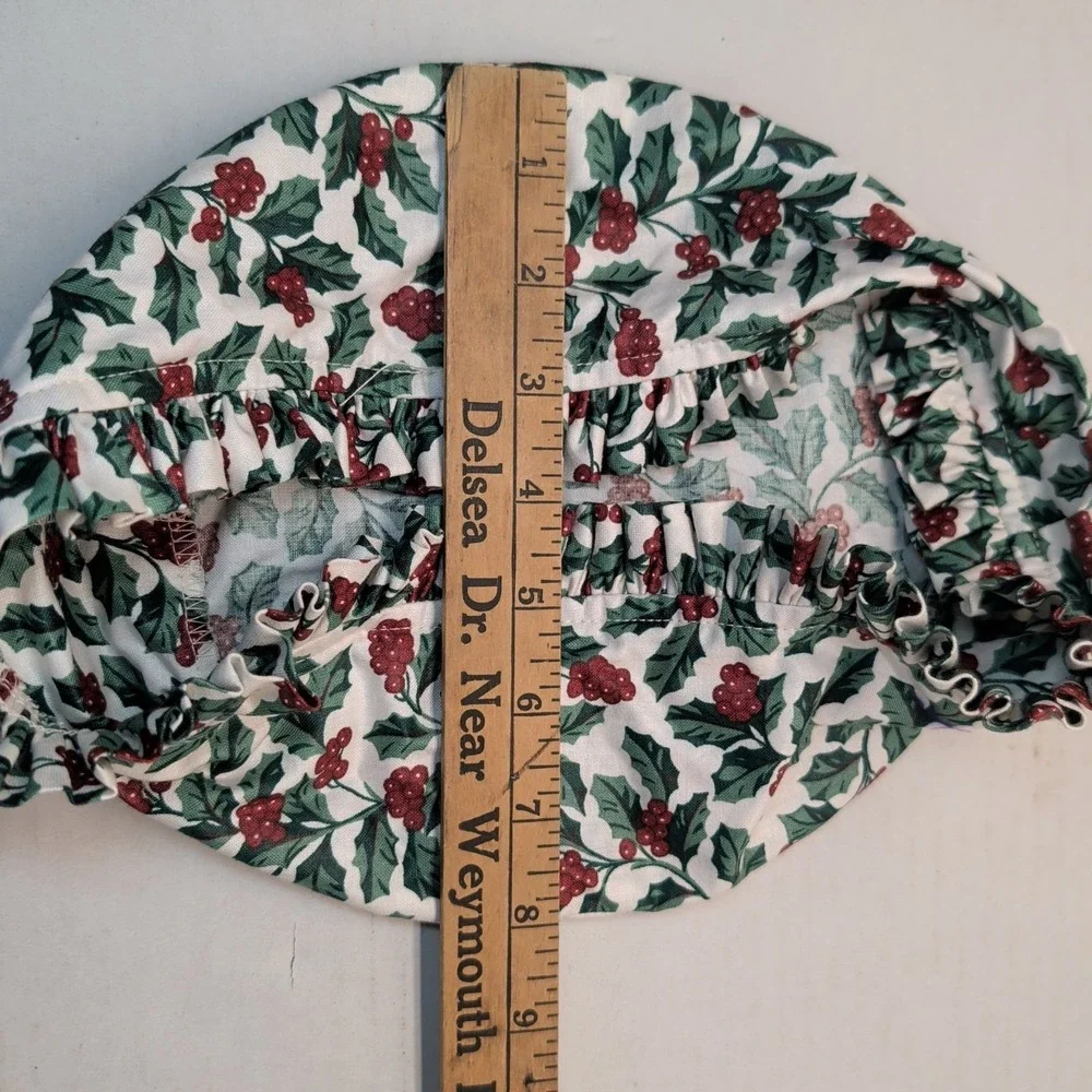 Lot of 6 Vintage Longaberger Traditional Holly Fabric Liner (4) & Garter (2)